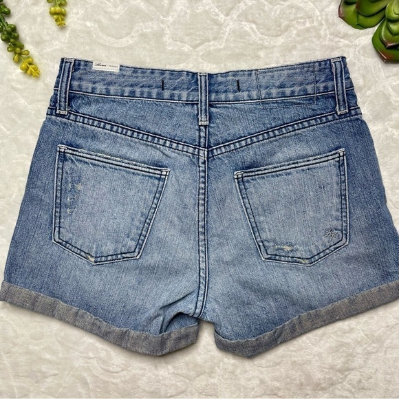 Lovers + Friends Dylan Cuffed Boyfriend Denim Jean Shorts in Skycrest Size 24 - Picture 4 of 15